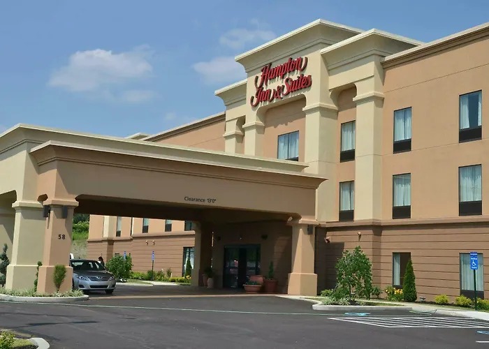 Hampton Inn & Suites Sharon